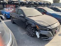 نيسان ألتيما